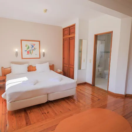 Center By Umbral Otel 2*