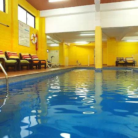 Center Otel 2*