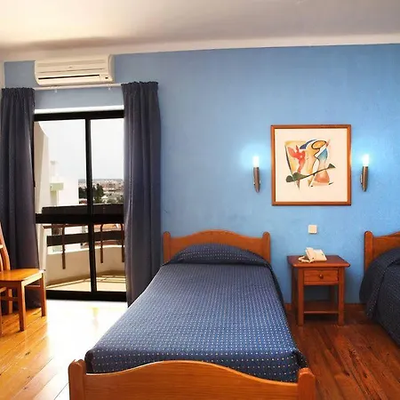 Center Otel 2*