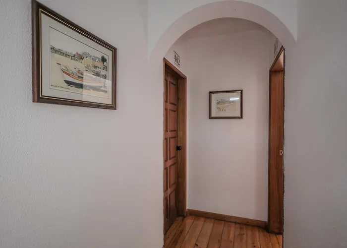 Otel Center By Umbral 2*